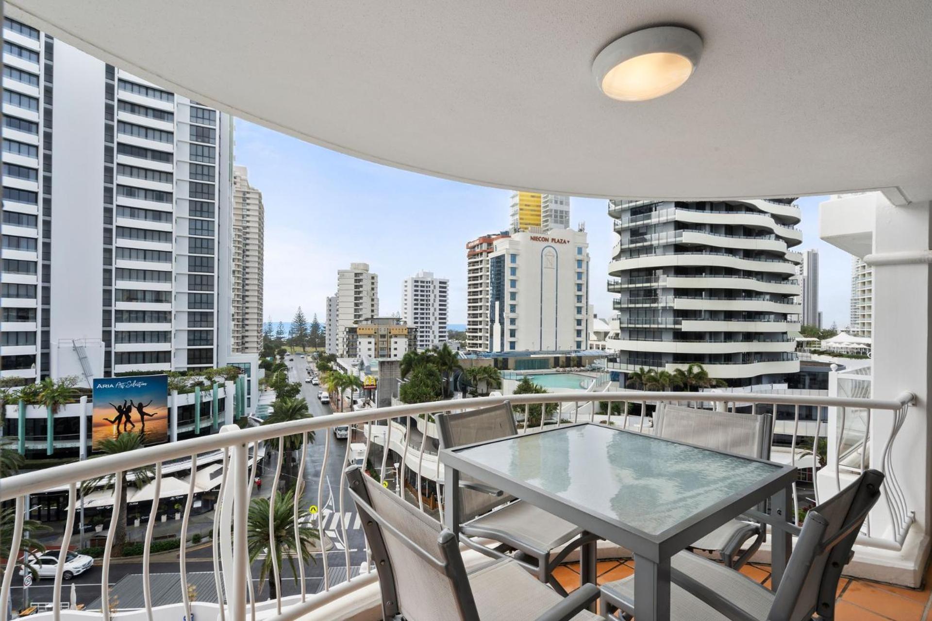 Phoenician Broadbeach - Gclr Gold Coast